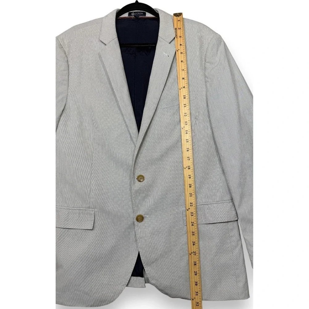 J Crew Ludlow Jacket Mens 44R Gray Seersucker Cotton Blazer Stripe 2 Button
